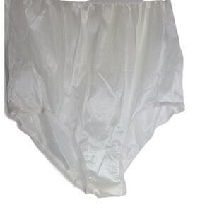 Vintage Castle Harbor Nylon Silky Granny Panties Bloomers Size 12 SET OF 5 NEW